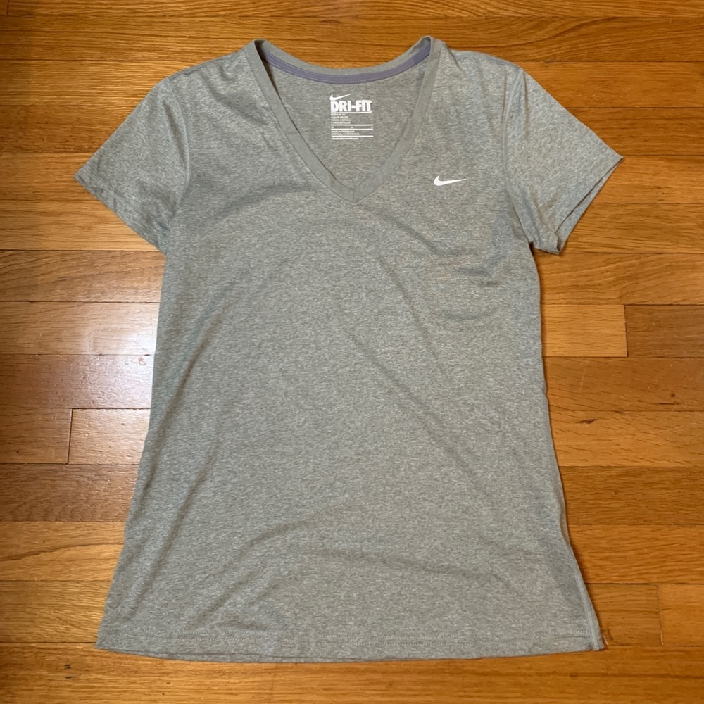 Nike dri-fit short sleeve t-shirt: Heathered Gray